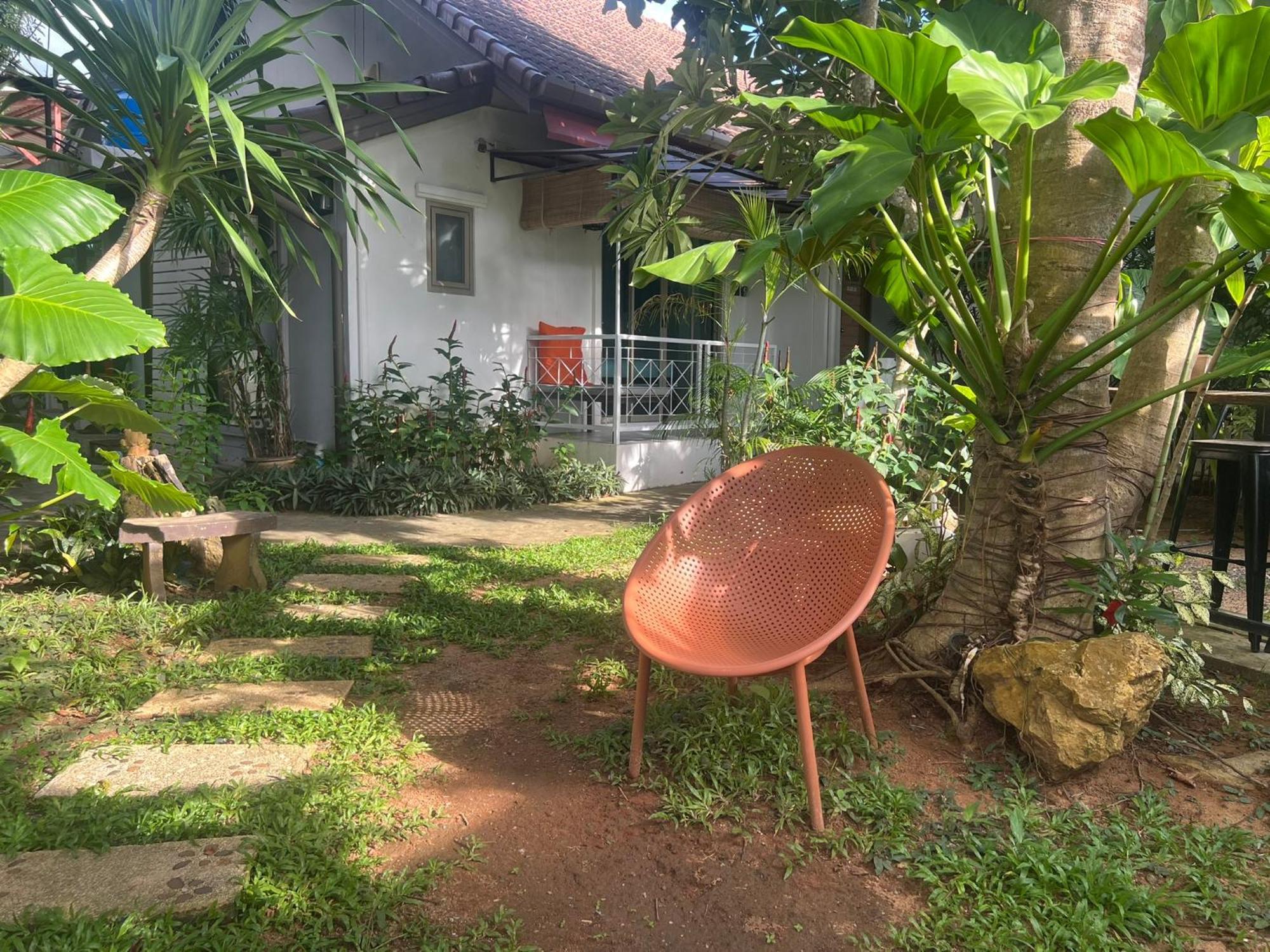 The Snug Airportel - Phuket Airport Nai Yang Beach Exterior foto
